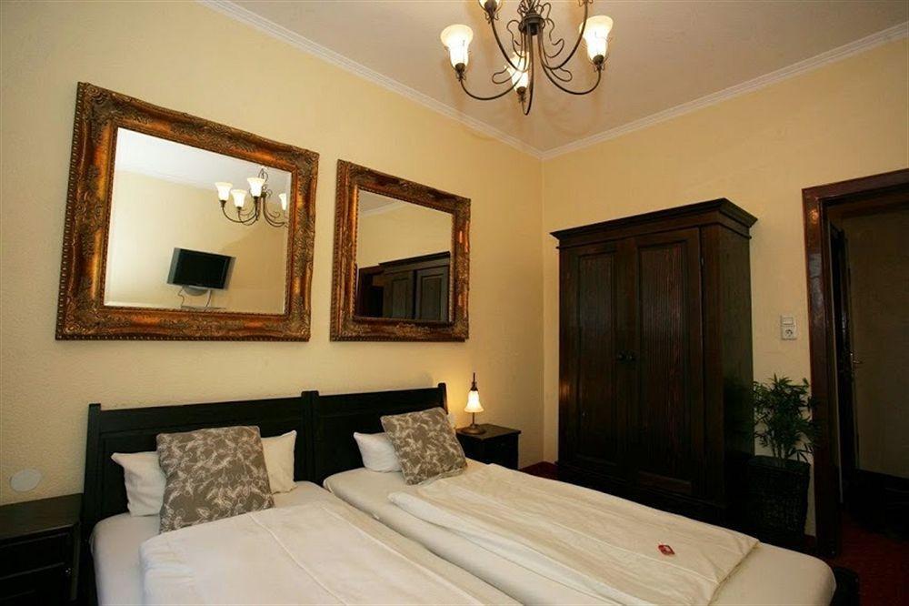 Hotel An Der Oper Duesseldorf Zewnętrze zdjęcie