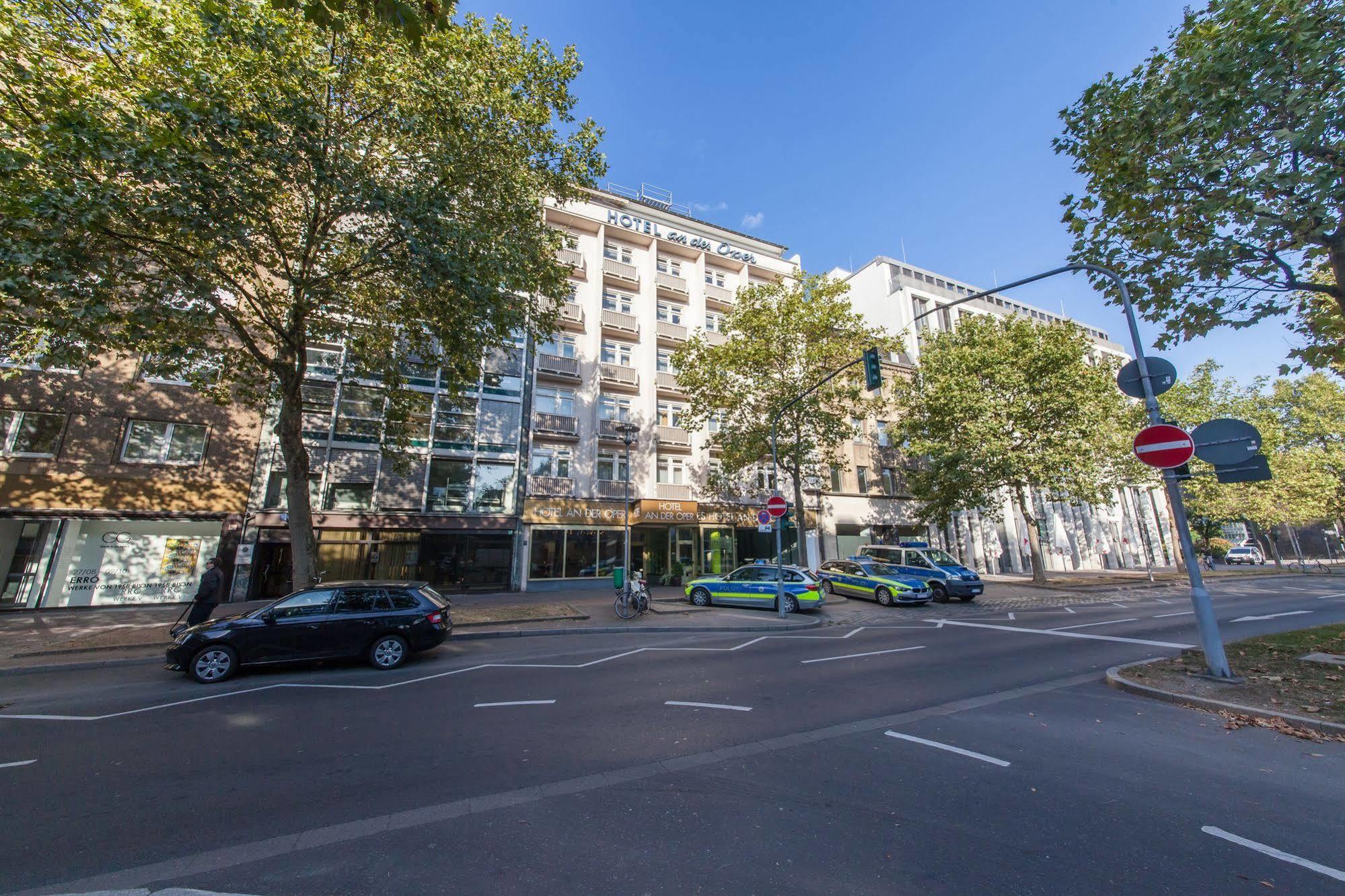Hotel An Der Oper Duesseldorf Zewnętrze zdjęcie