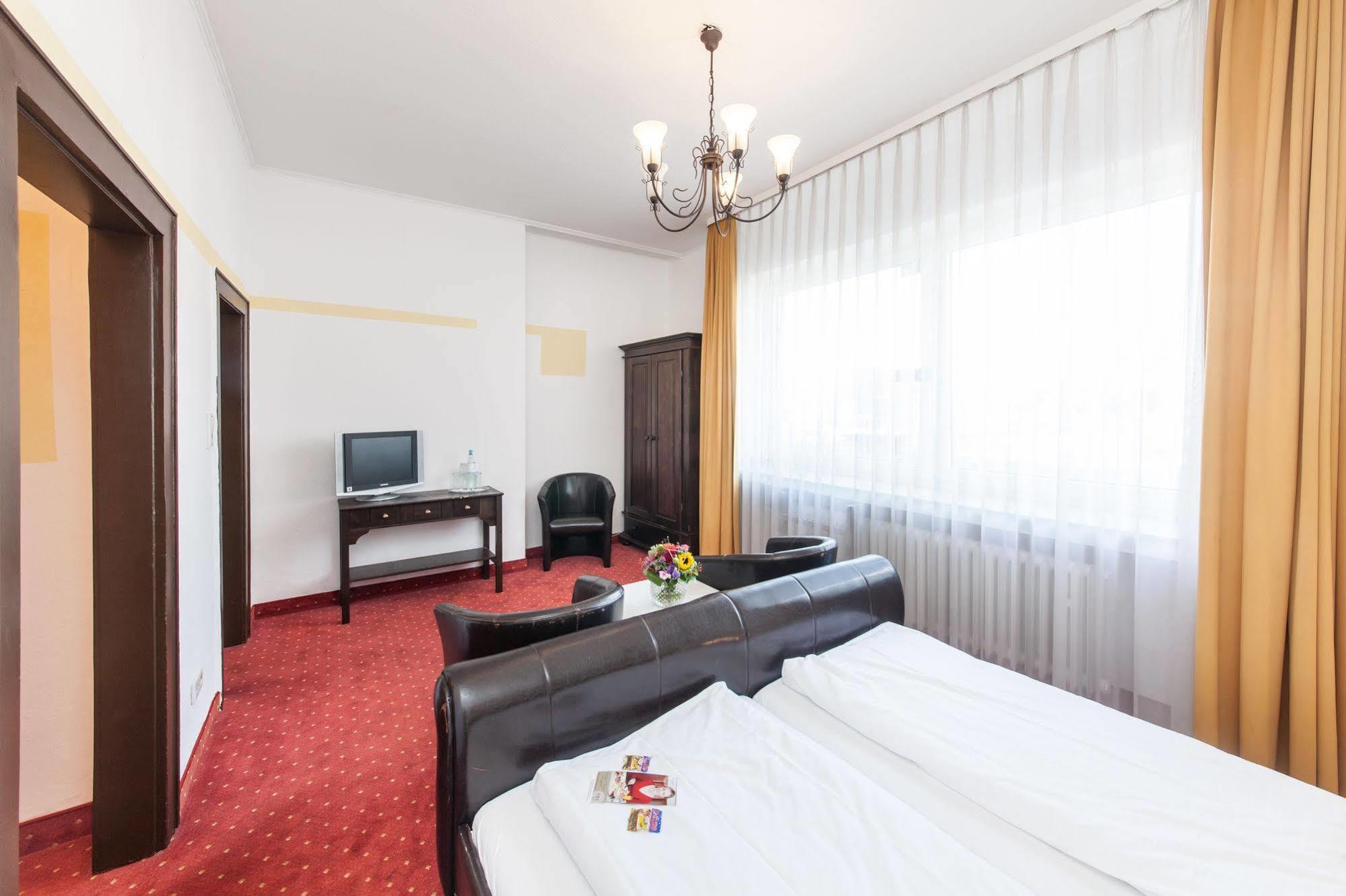 Hotel An Der Oper Duesseldorf Zewnętrze zdjęcie