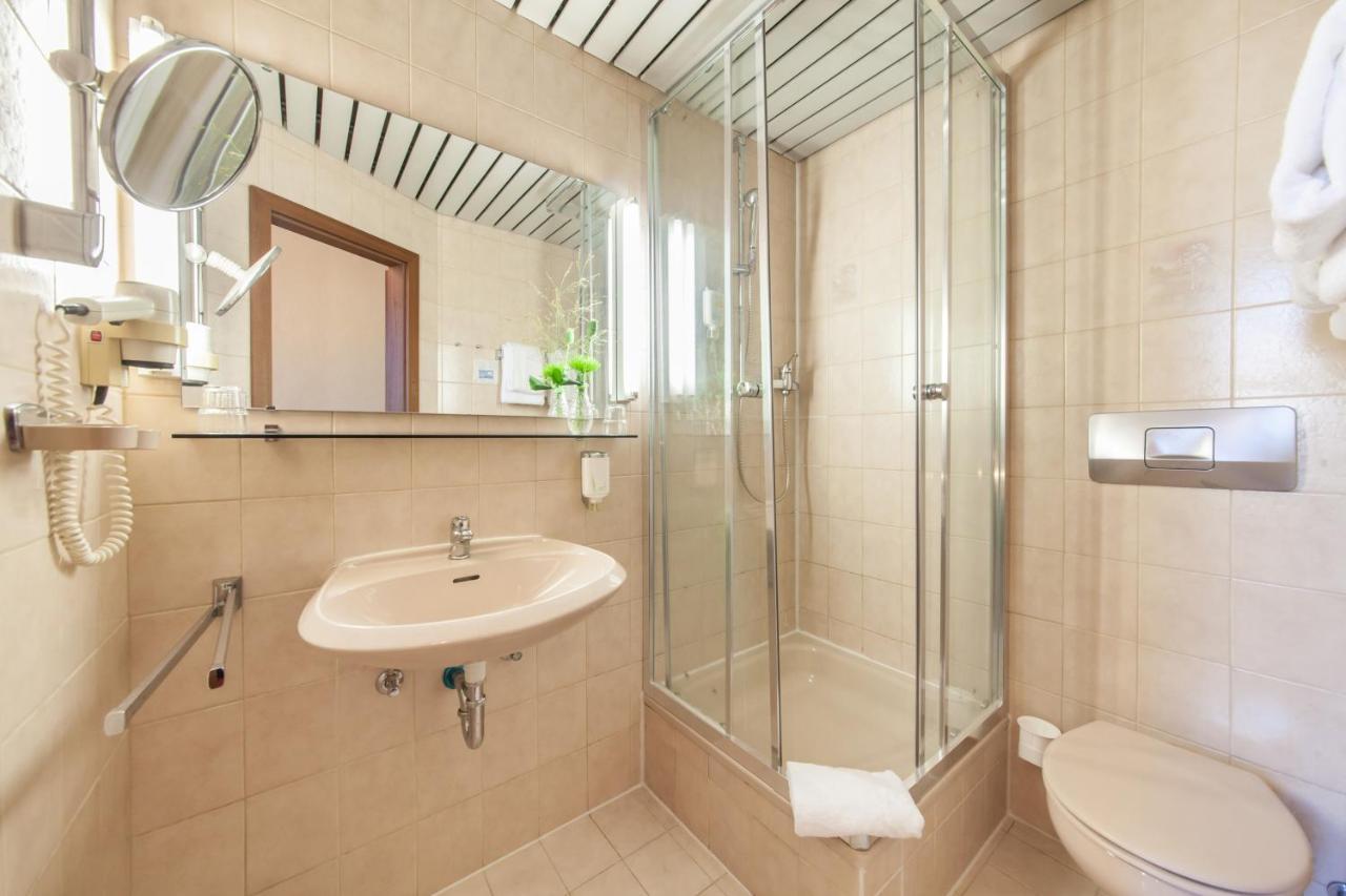 Hotel An Der Oper Duesseldorf Zewnętrze zdjęcie